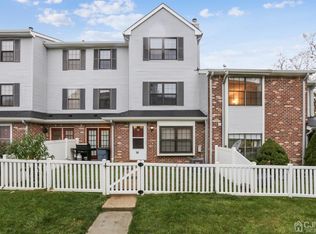 30 Covington Ct #30, East Brunswick, NJ 08816