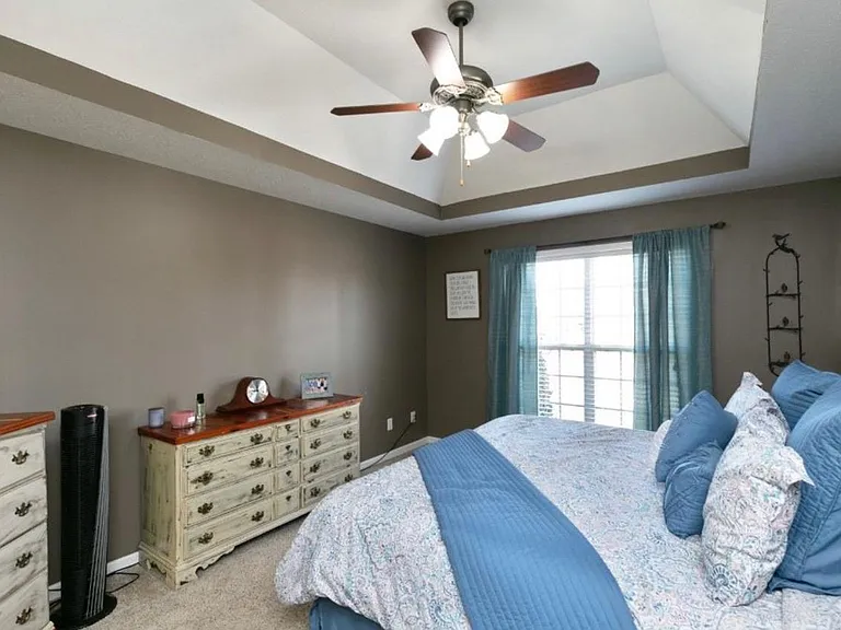 266 Glenda Ct — Photo 17