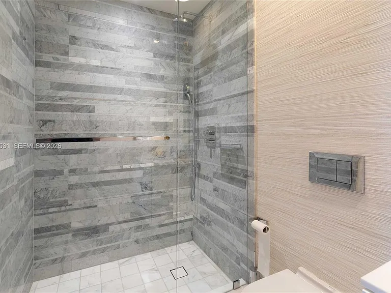 10201 E Collins Ave #1002 — Photo 31