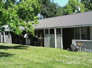 300 W 1st St #302, Lamar, MO 64759