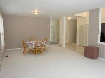 2nd image of 3332 Victoria Ln