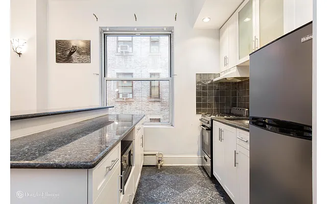 Sold by Douglas Elliman | media 2