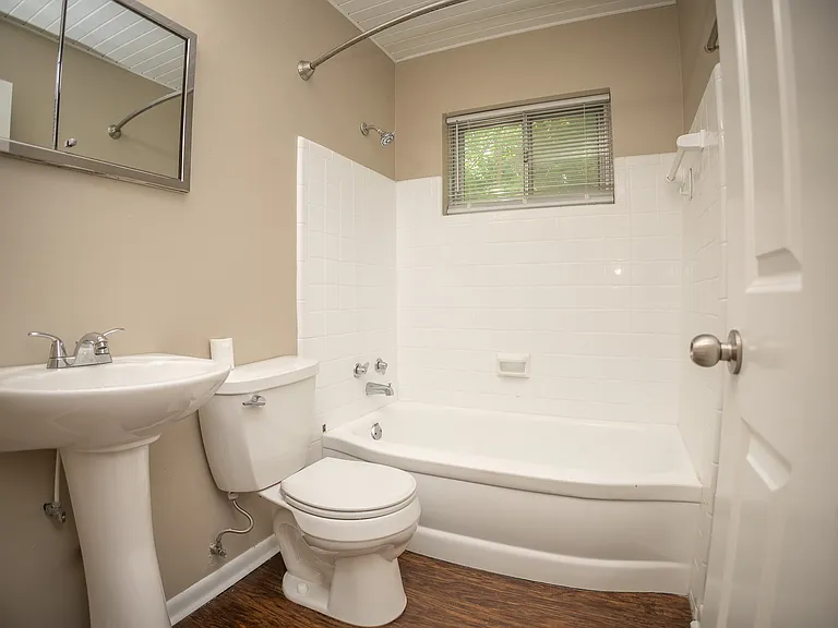 1502 Ridgewood Dr #A — Photo 13