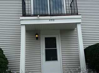 451 James Ct Unit D, Glendale Heights, IL 60139