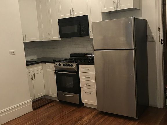 5th image of 287 Amsterdam Ave #512
