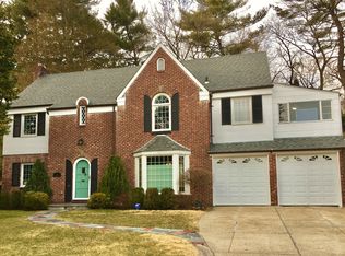 11 Thornbury Rd, Scarsdale, NY 10583