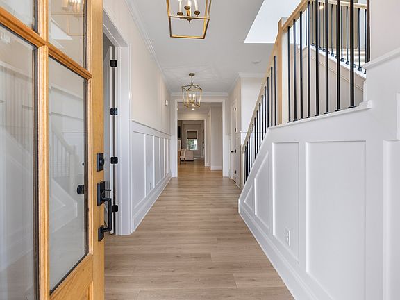 5th image of 3553 Josephine Way