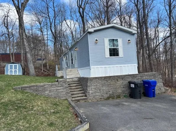 11 Wicker Ln, New Milford, CT 06776