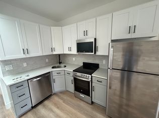 810 Grand St APT 3, Brooklyn, NY 11211