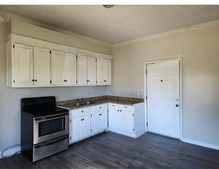 428 Mulberry St — Photo 2