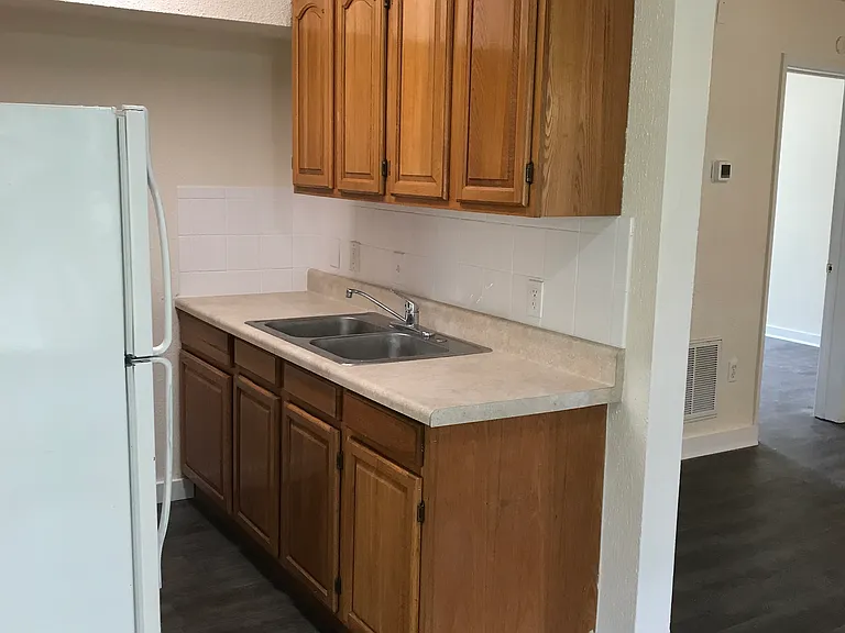 483 W Ocean View Ave #A — Photo 12