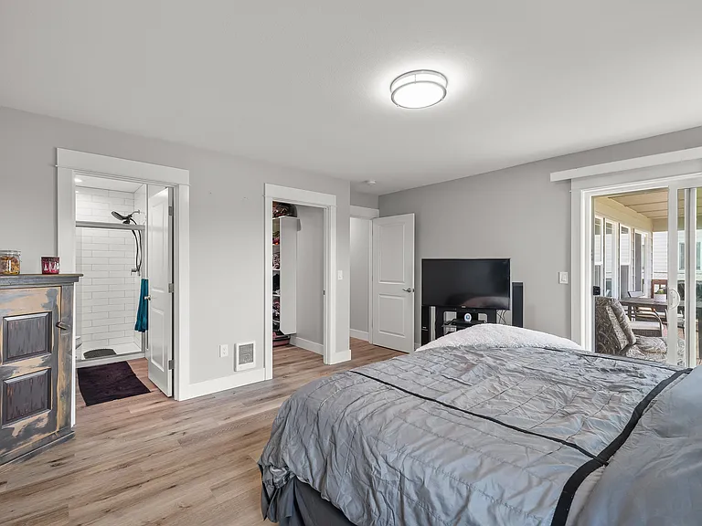 571 Puffin Ave NE — Photo 21