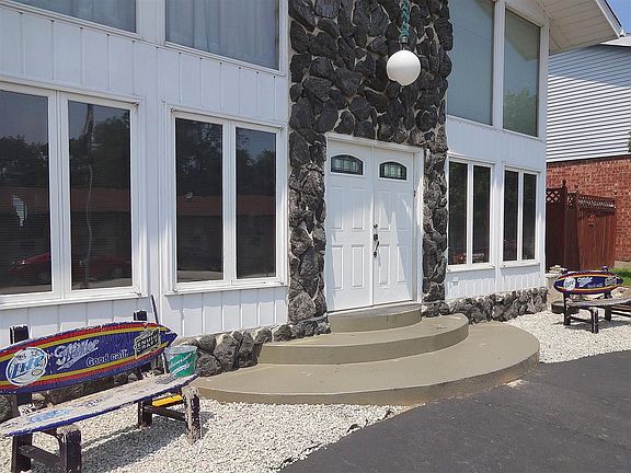 2nd image of 3714 Trilling Ave