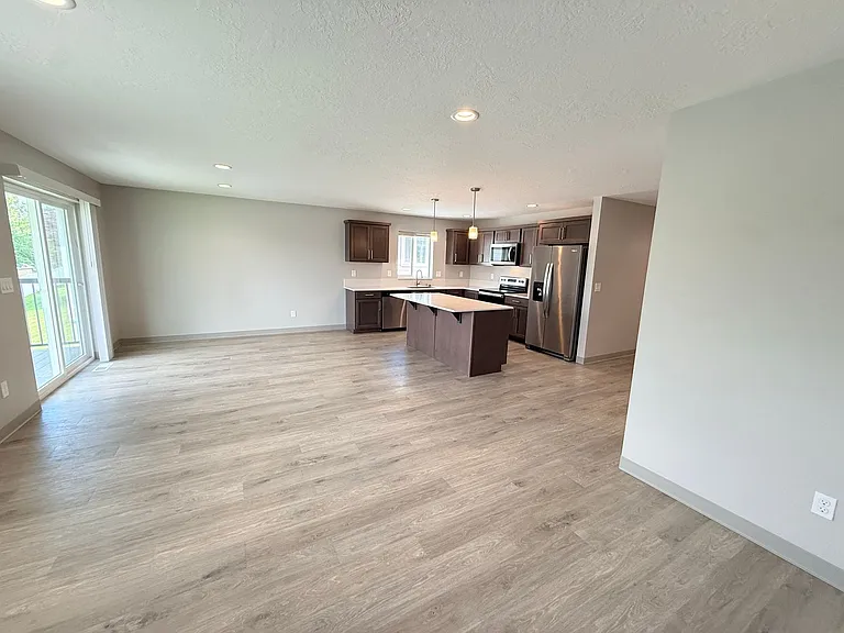 1501 - 1503 North Bell Street — Photo 19
