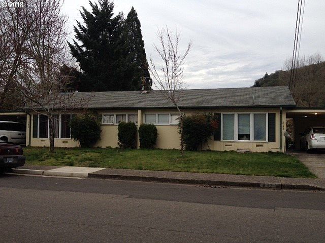 2nd image of 841 W Fairhaven St