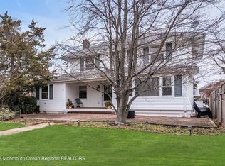 424 Essex Ave, Spring Lake, NJ 07762