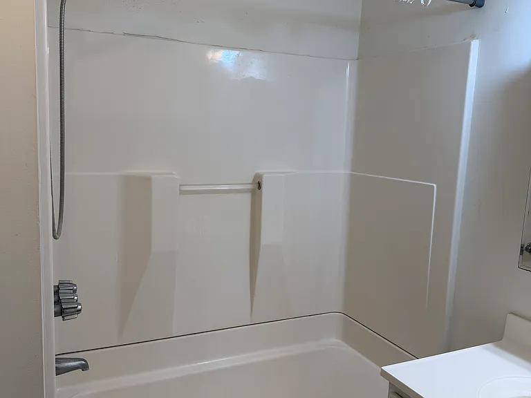 20 Homestead Ln #20 — Photo 3