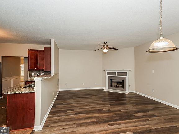 4th image of 2722 Elkmont Rdg SW