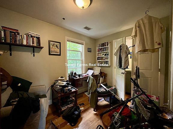 2nd image of 35 Forbes St #2R