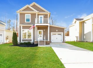 15 Sycamore Rdg, Burns, TN 37029