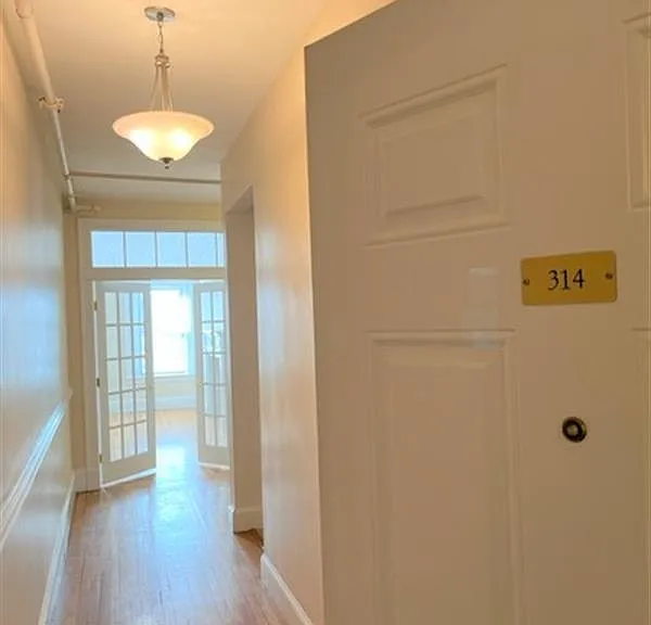 884 Massachusetts Ave #314 — Photo 2