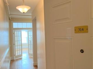 880 Massachusetts Ave #314, Cambridge, MA 02139