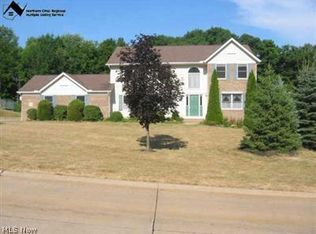 5580 Canyon Ridge Dr, Perry, OH 44081