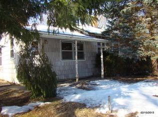 W5135 Memorial Dr, Elkhorn, WI 53121