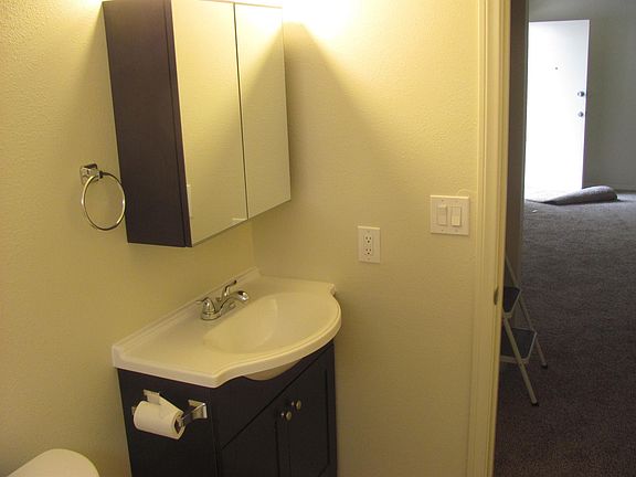 4th image of 3925 33rd St #3A