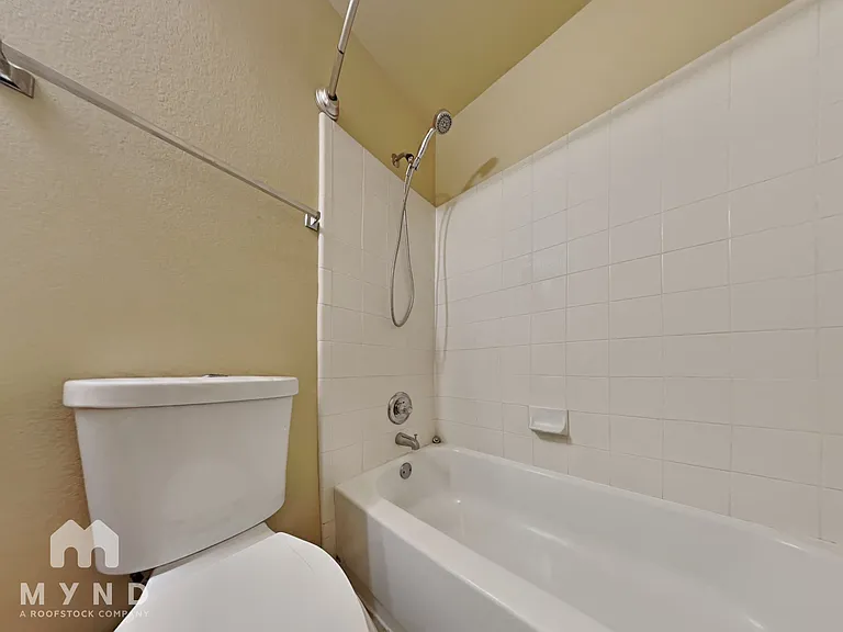 1001 Apollo Cir — Photo 19