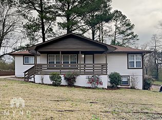 163 20th St, Bessemer, AL 35023