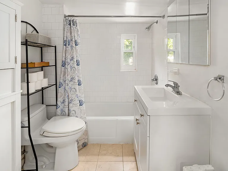 390 Pacific St #2 — Photo 9