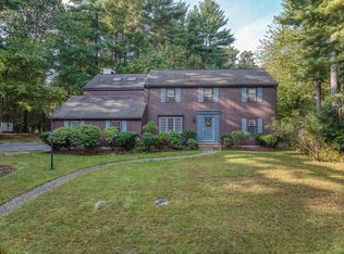 22 Alexandra Rd, Lynnfield, MA 01940