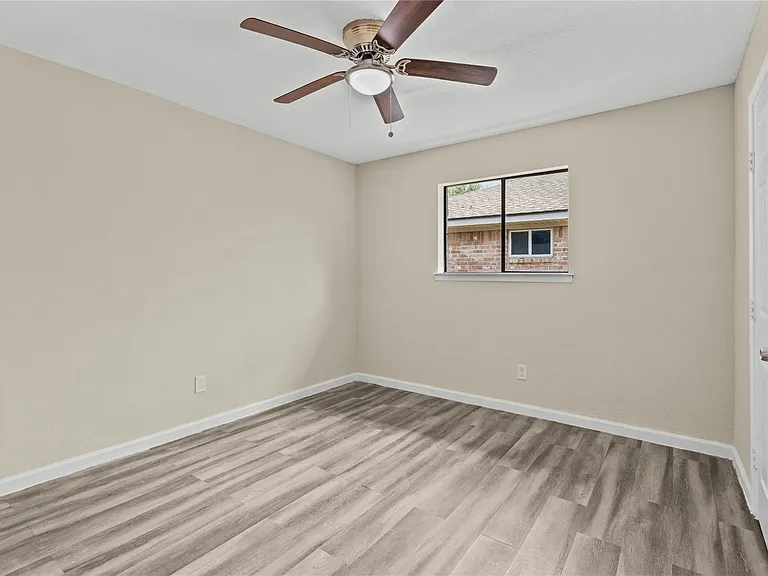 5026 Fitzwater Dr — Photo 10