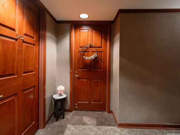 1 Towers Park Lane #1614, San Antonio, TX 78209