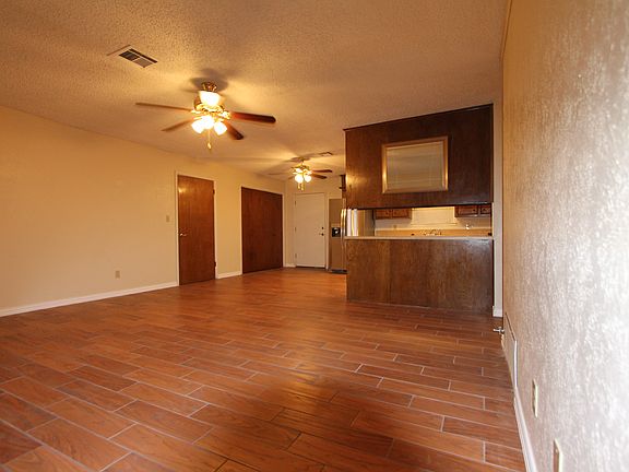 Living/ Dining Areas