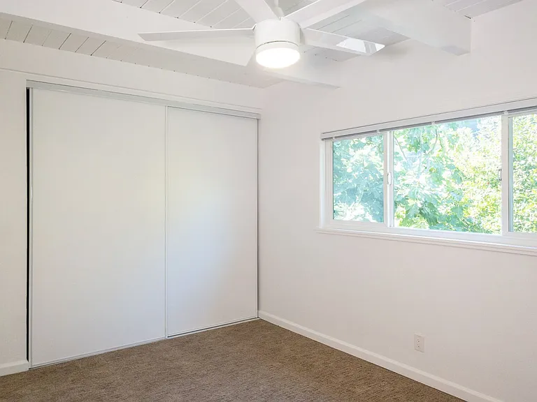 10 Park Ave #7 — Photo 14
