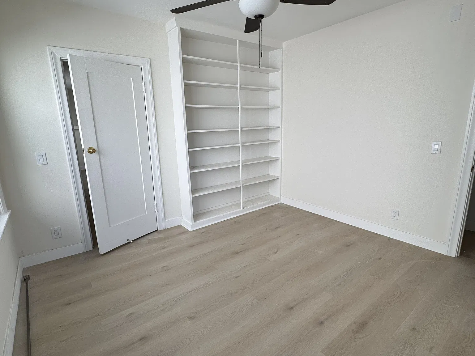 3 bed, 1465 sqft, $4,300 — Photo 4