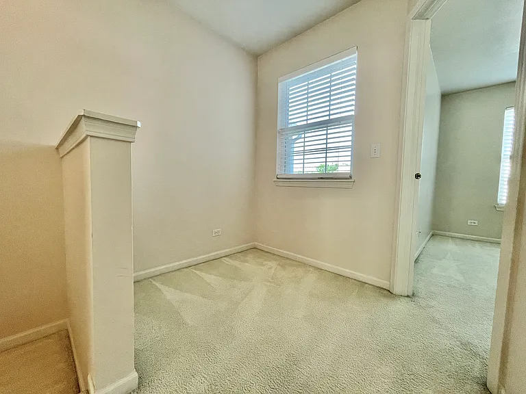 2867 Falling Waters Dr — Photo 24