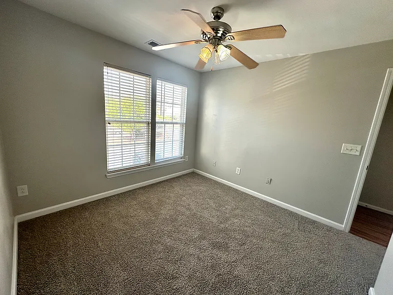 96 Spring Crossing Cir — Photo 23