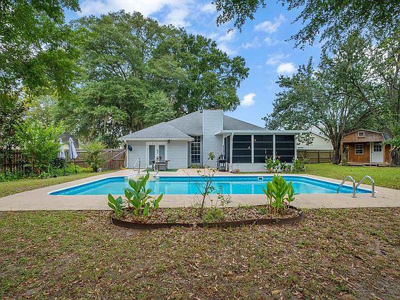 3rd image of 2903 Saddle Brook Ct