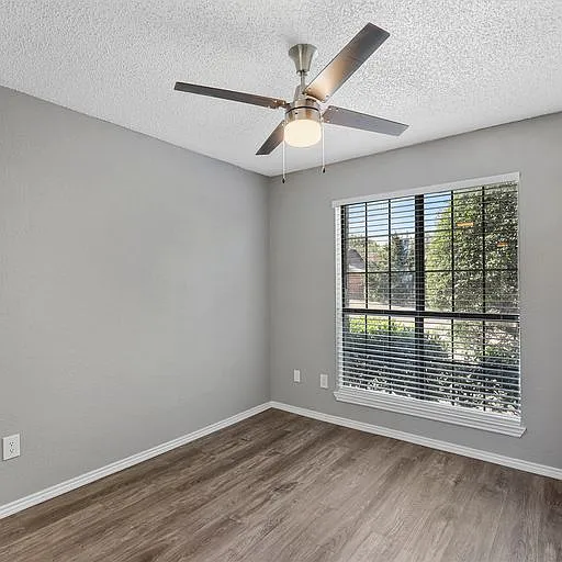4049 Saint Christopher Ln — Photo 14
