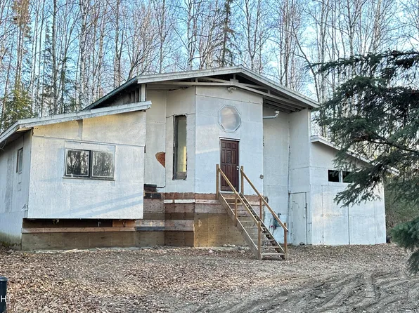 2081 N Larry Trl, Wasilla, AK 99623