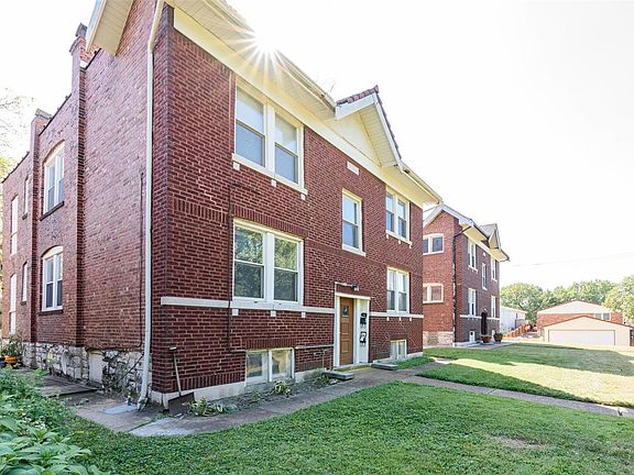 2nd image of 4984 Odell St