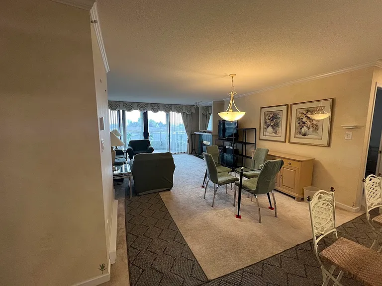 6080 Minoru Blvd #509 — Photo 1