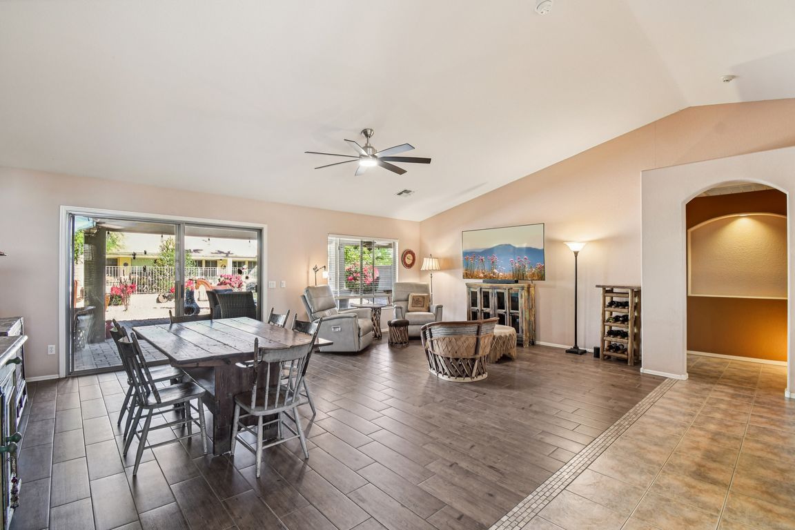 next background image