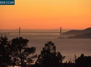 32 Kenilworth Dr #B, Berkeley, CA 94707