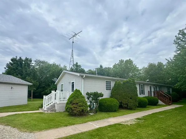 3366 190th St, Fort Madison, IA 52627