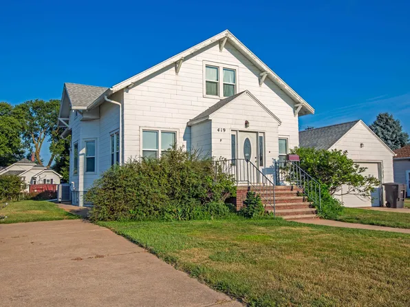 419 Broad St, Campbell, NE 68932