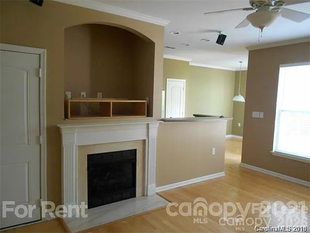 14006 Castle Abbey Ln — Photo 2